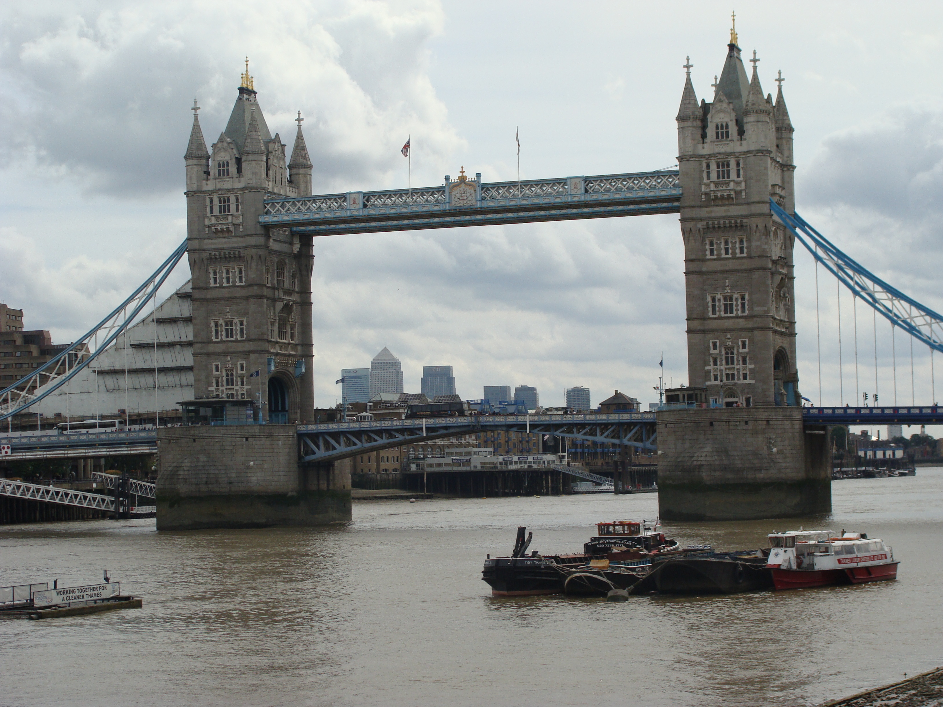 Londyn_Tower_Bridge.jpg
